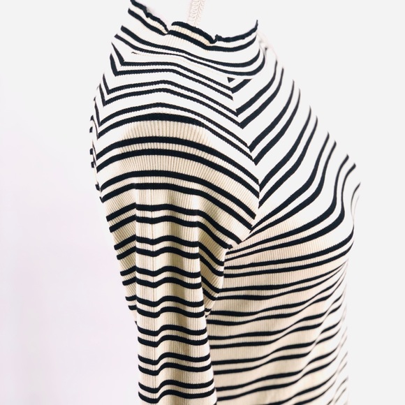 Free People: Sunday Afternoon Cut-Out Back - Picture 4 of 8